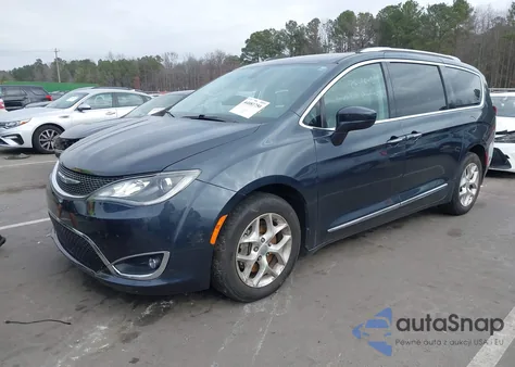 2020 Chrysler Pacifica Touring L z USA, uszkodzony, nr VIN 2C4RC1BGXLR121305